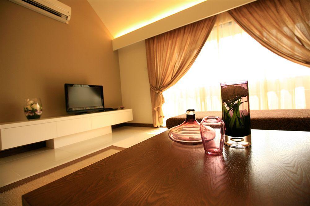 The Nomad Serviced Residences Bangsar Kuala Lumpur Exterior photo